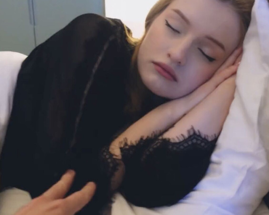 Любимая меня так голова болит? может потрахаемся?