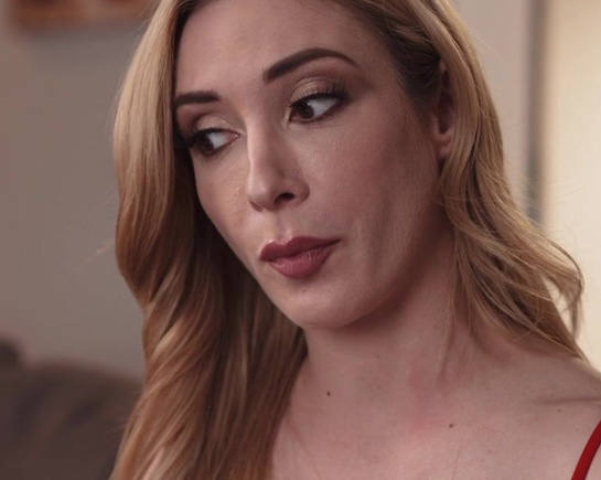 Мачеха случайно увидела наше домашнее секс на видео