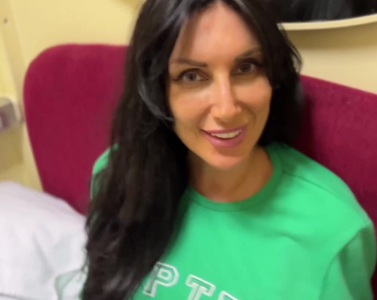 Сес в поезеде с  милфой незнакомкой