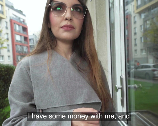 Соблазнил итальянскую мисс в Праге и развел на минет с сексом