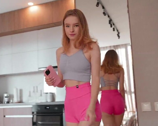 Худая русская сводная сестра в порно с разговором