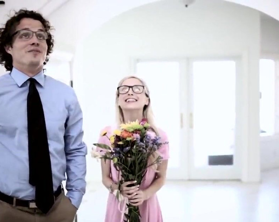 Милашка Пайпер Перри получает оргазмы в Гэнг Бэнге