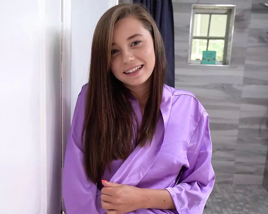 Не смог устоять перед падчерицей