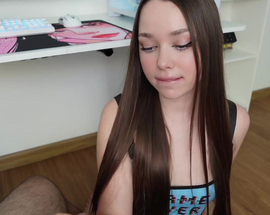 Минет и секс – лучший способ отвлечься от компа!