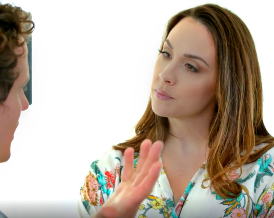 Секс массаж с шикарной милфой Шанель Престон