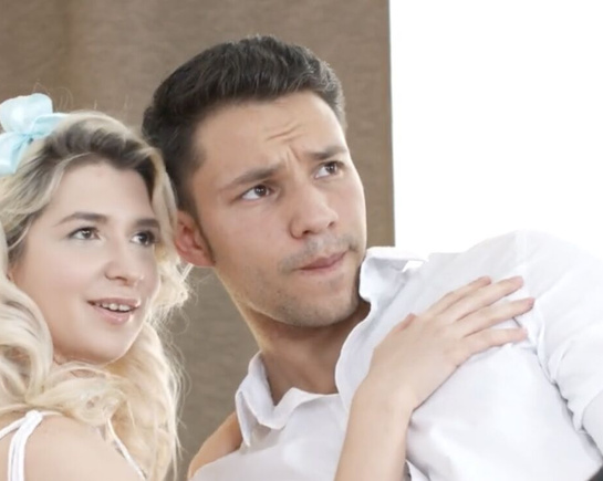 Сначала мы вместе делали селфи, а потом это всё переросло в секс