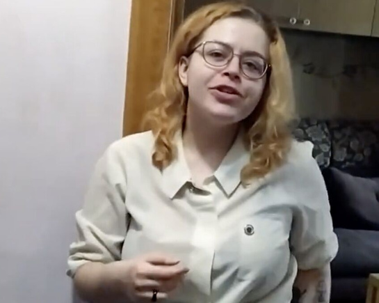 Ну что, твой на долго уехал? - Нет, но трахнуть меня в рот ты успеешь.