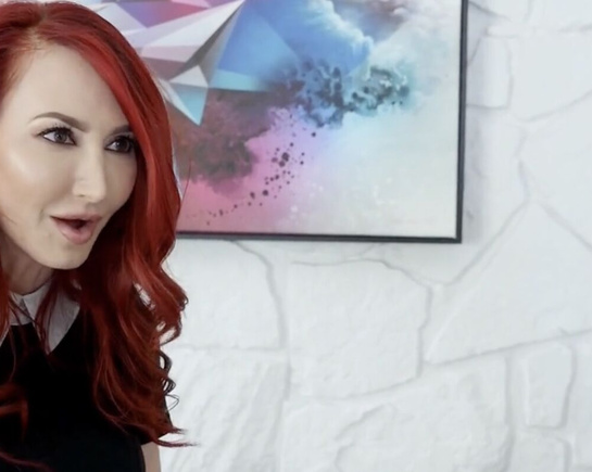 Я твоя мачеха и я уже зрелая женщина